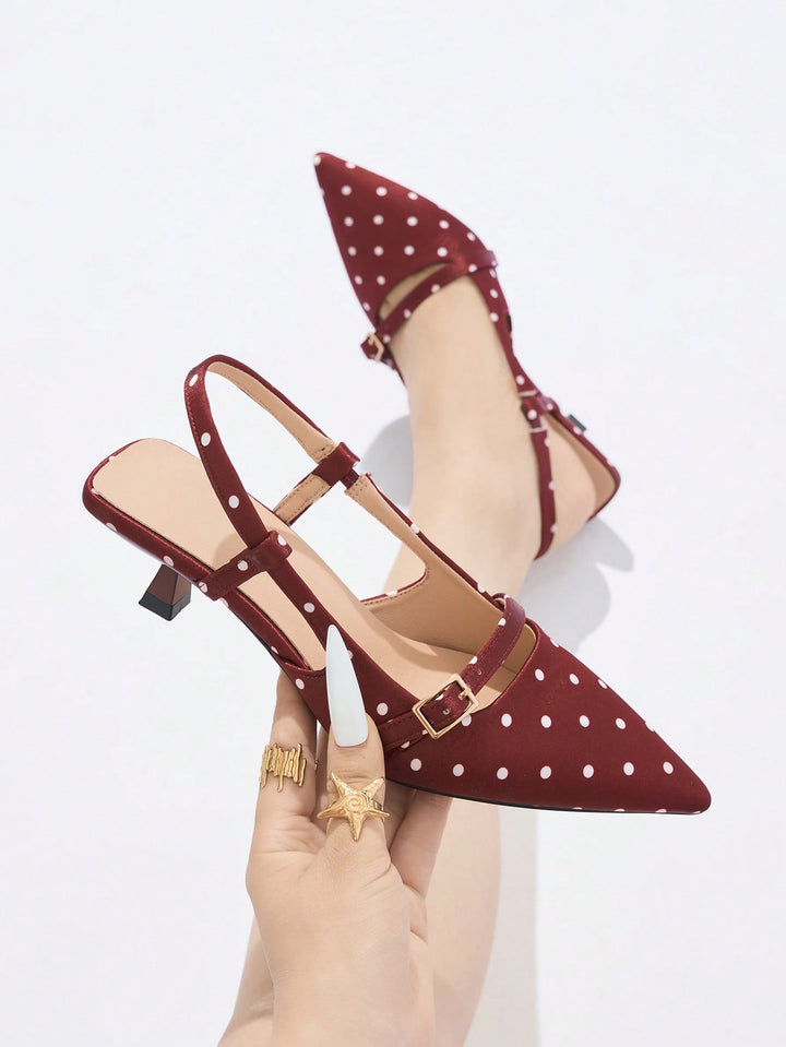 SHOES | Pointed-Toe Kitten Heel