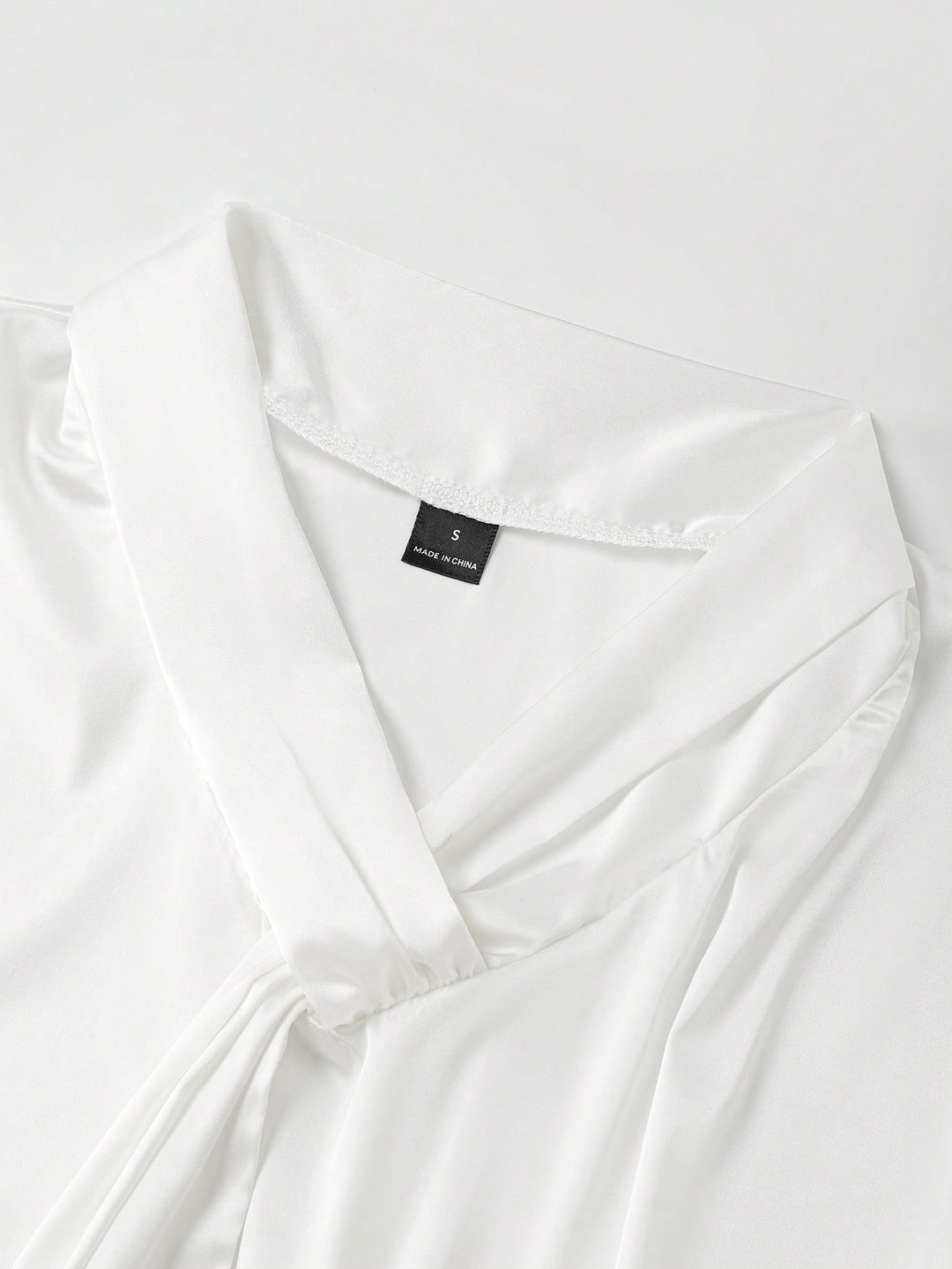 BLOUSE|Satin Twist Knot Neck Blouse